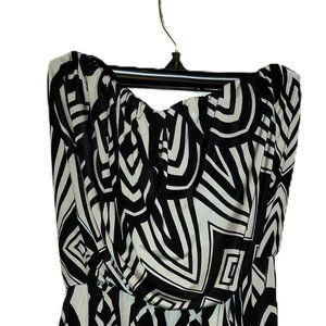 A'Gaci Women's Black and White Strapless Pockets Mini Dress Size Small